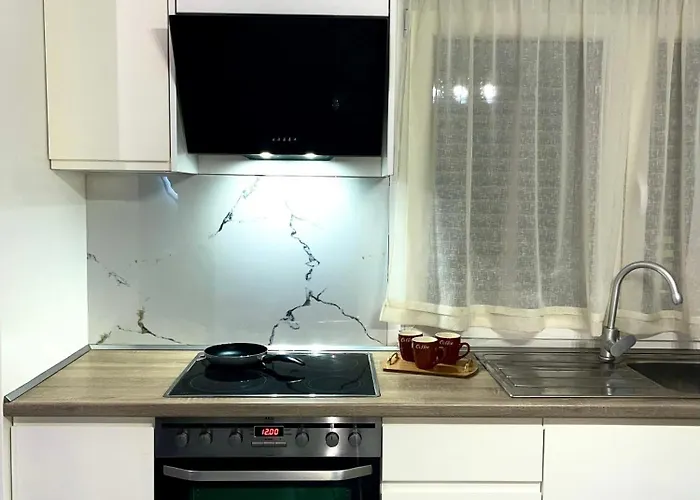 Apartment Nn With Balcony 1 Tirana